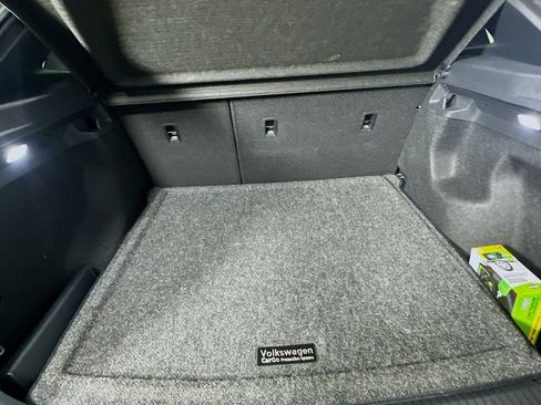 Used 2023 Volkswagen ID.4 Pro RWD image 28