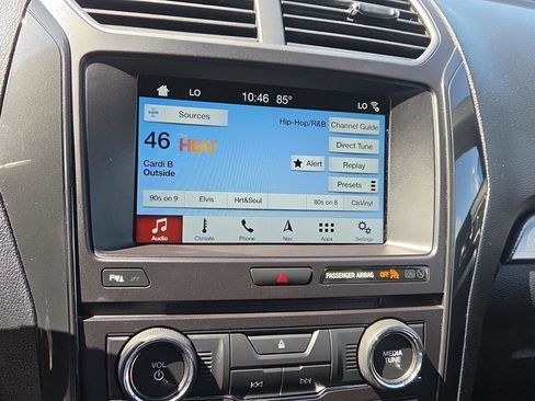 Used 2018 Ford Explorer XLT w/ Equipment Group 202A AWD/4WD image 26