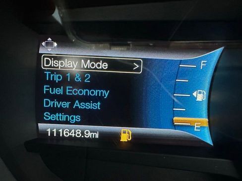 Used 2016 Ford Fusion SE w/ Equipment Group 202A image 5