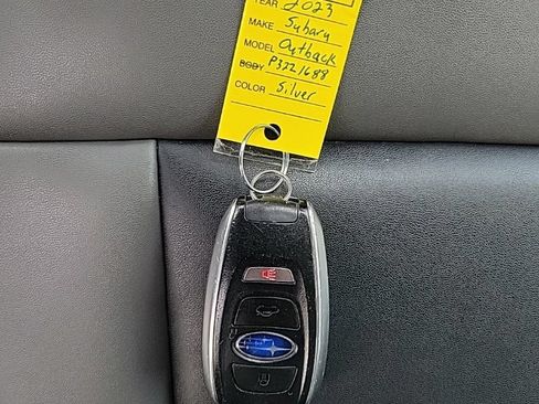 Used 2023 Subaru Outback Onyx Edition AWD/4WD image 36