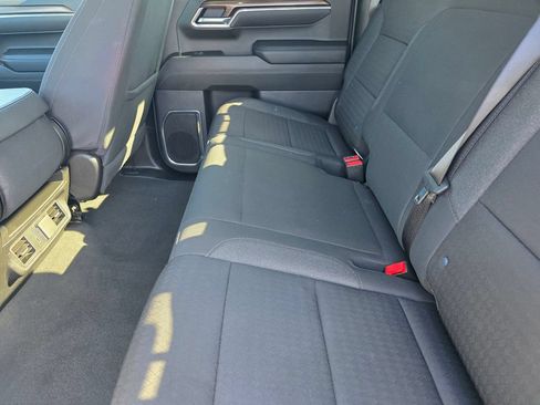 Used 2025 Chevrolet Silverado 1500 LT RWD image 15