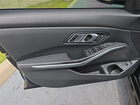 Certified 2023 BMW 330i 330i w/ M Sport Package image 12