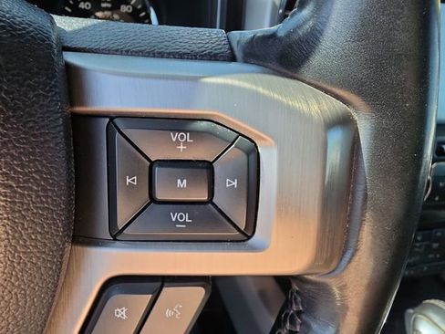 Used 2020 Ford F150 Platinum image 17