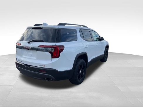 Certified 2022 GMC Acadia AT4 image 5