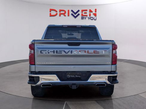 Used 2024 Chevrolet Silverado 1500 LT image 4