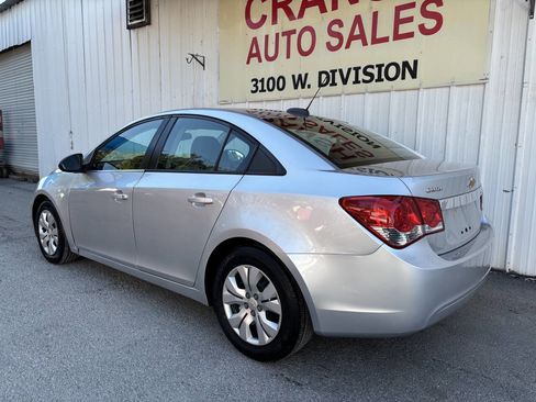 Used 2015 Chevrolet Cruze LS image 7