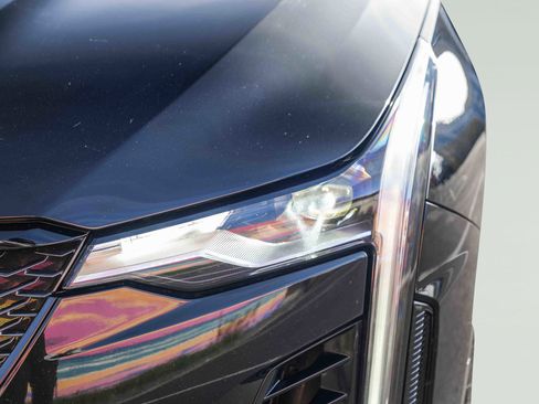 Used 2022 Cadillac CT4 V Blackwing w/ Driver Assist Package image 10