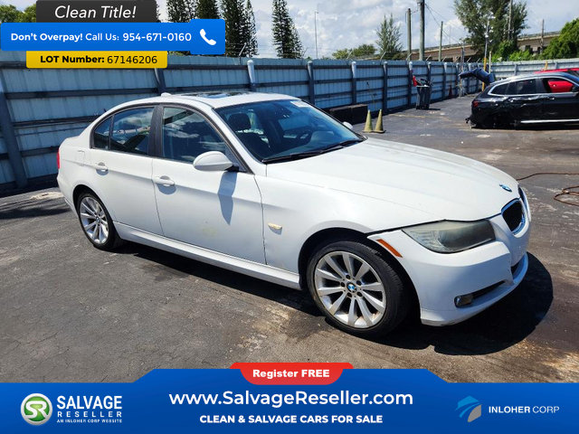 Used 2011 BMW 328i xDrive Sedan AWD/4WD image 5