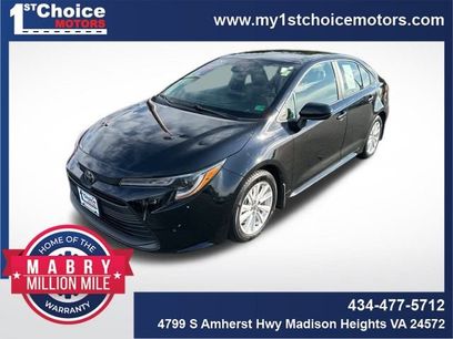 Used 2024 Toyota Corolla LE w/ LE Convenience Package