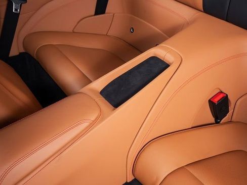 Certified 2019 Ferrari Portofino image 29