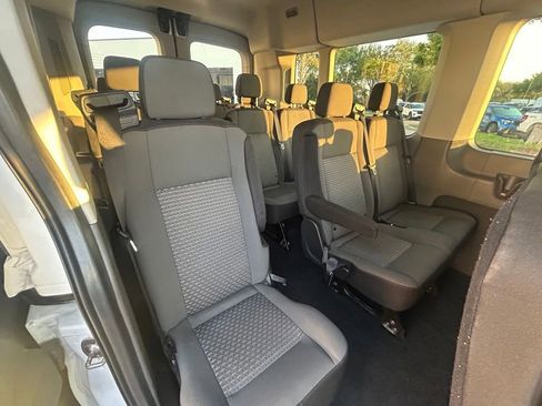 Used 2024 Ford Transit 350 XLT image 31