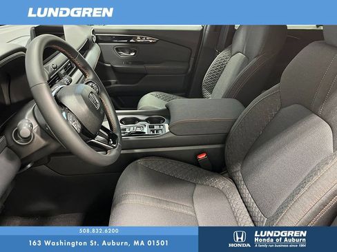 New 2026 Honda Pilot Sport image 15