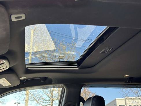 Used 2017 Jeep Grand Cherokee Limited AWD/4WD image 44