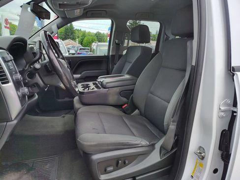 Used 2018 Chevrolet Silverado 1500 LT w/ All Star Edition AWD/4WD image 9