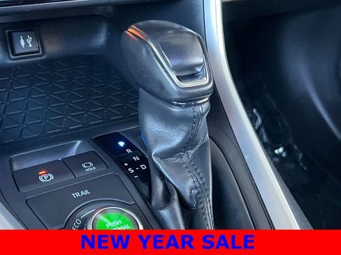 Used 2019 Toyota RAV4 XSE image 23