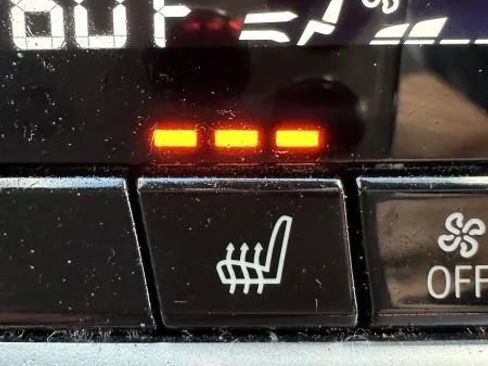 Used 2019 BMW 530i xDrive w/ M Sport Package image 39