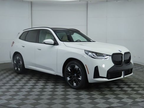 New 2026 BMW X3 xDrive30 w/ Premium Package image 3