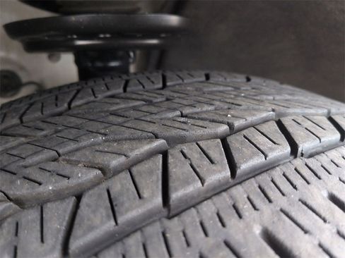 Used 2023 Chevrolet Traverse Premier image 12