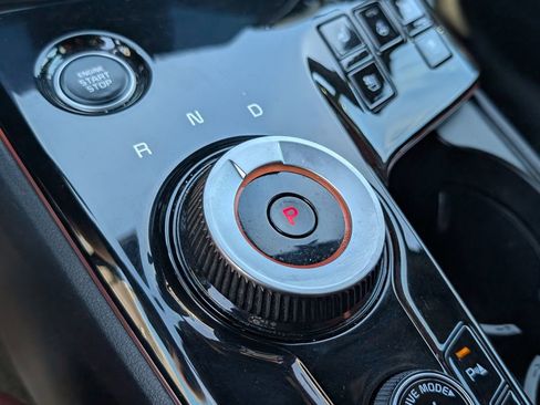 Certified 2023 Kia Sportage SX Prestige image 28