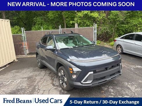Used 2024 Hyundai Kona SEL AWD/4WD image 3