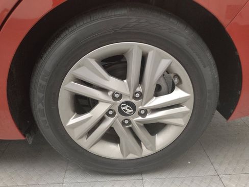 Used 2019 Hyundai Elantra Value Edition image 31