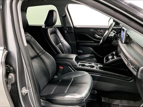 Used 2022 Lincoln Corsair AWD w/ Elements Package image 37