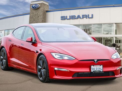 Used 2022 Tesla Model S image 5