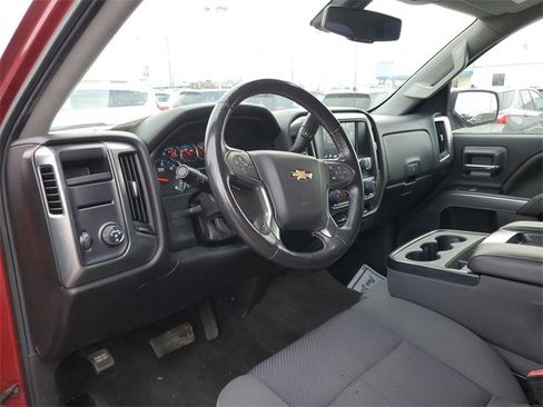 Used 2018 Chevrolet Silverado 1500 LT w/ LT Eassist Package image 10