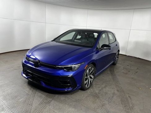 Used 2025 Volkswagen Golf R 2.0T image 3