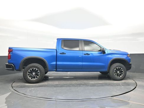 Used 2022 Chevrolet Silverado 1500 ZR2 image 7