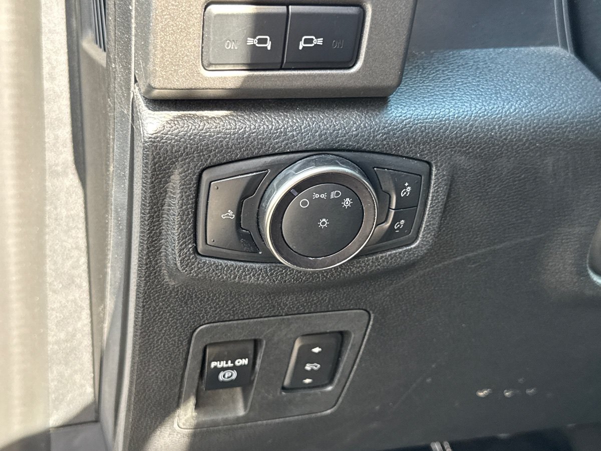 Used 2020 Ford F150 Raptor w/ Equipment Group 801A Mid AWD/4WD image 24