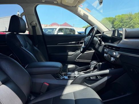 Used 2023 Kia Telluride S w/ S Sunroof Package AWD/4WD image 9