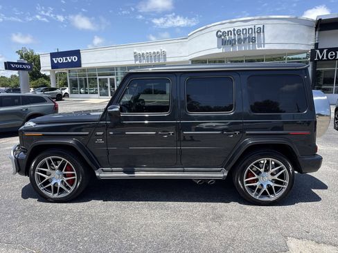 Used 2021 Mercedes-Benz G 63 AMG 4MATIC image 2