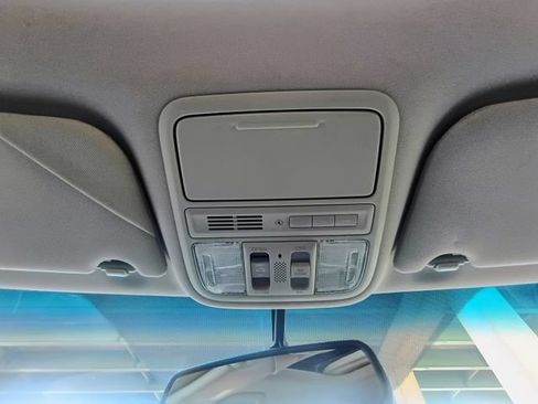 Used 2011 Honda Odyssey EX-L image 40