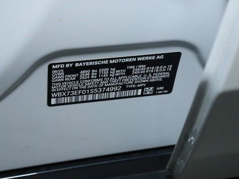 Certified 2025 BMW X1 xDrive28i w/ Convenience Package image 21