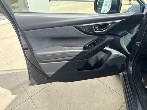 Used 2021 Subaru Crosstrek 2.0i AWD/4WD image 13