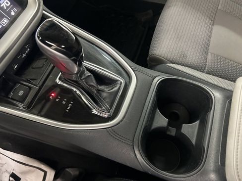 Used 2022 Subaru Outback Premium image 22