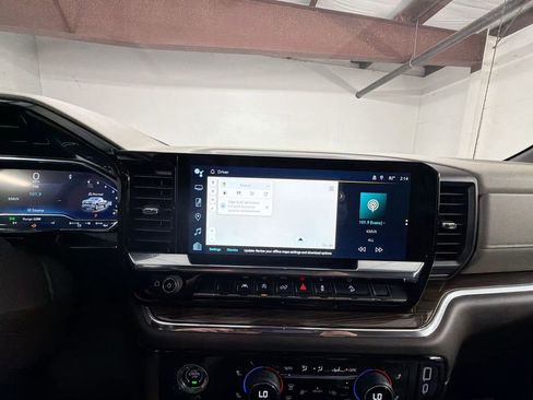 Used 2024 Chevrolet Silverado 1500 RST AWD/4WD image 14