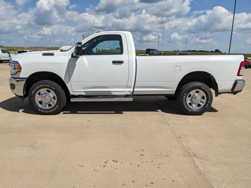 Used 2023 RAM 3500 Tradesman AWD/4WD image 5