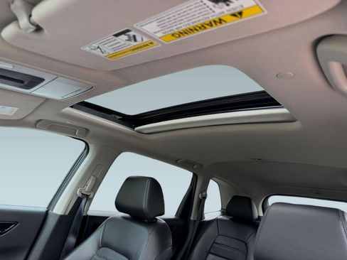 Used 2025 Honda CR-V EX-L image 22
