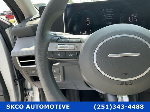 Used 2025 Hyundai Sonata SEL FWD image 19