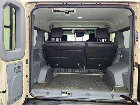 Used 2024 INEOS Grenadier Station Wagon AWD/4WD image 20