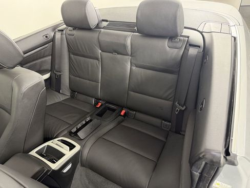 Used 2008 BMW 335i Convertible w/ Premium Pkg image 21