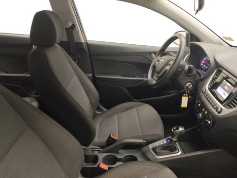 Used 2019 Hyundai Accent SE FWD image 21