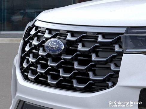 New 2026 Ford Explorer Platinum image 13