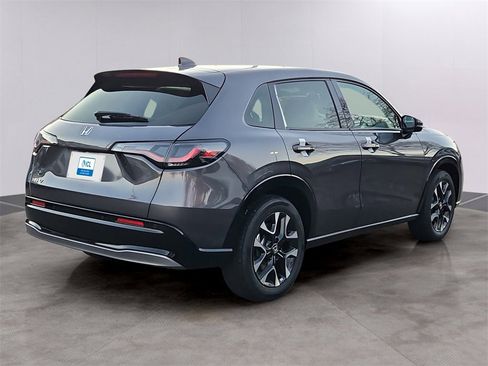 New 2026 Honda HR-V EX-L image 3
