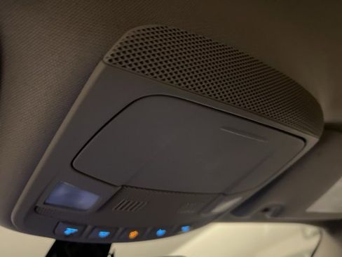 Used 2020 Ford Fusion SE image 13