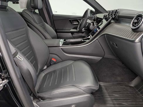 Certified 2026 Mercedes-Benz GLC 300 4MATIC image 36