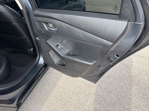 Used 2025 Honda Accord EX-L image 12