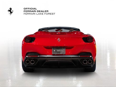 Certified 2019 Ferrari Portofino image 11